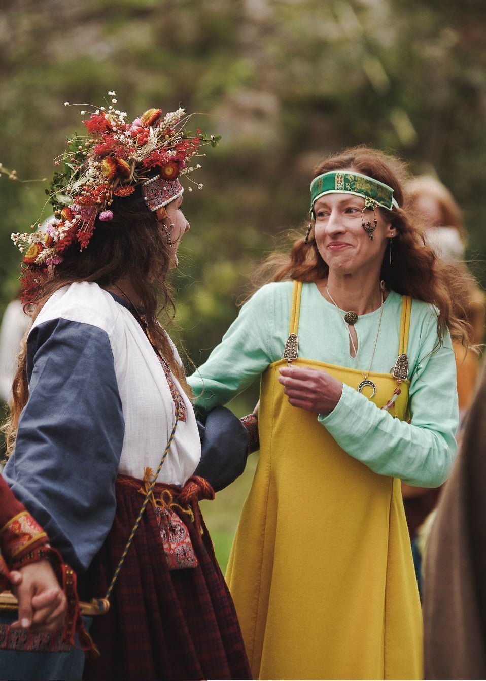 Women's Viking Age Clothing - MIMIRS SAUM