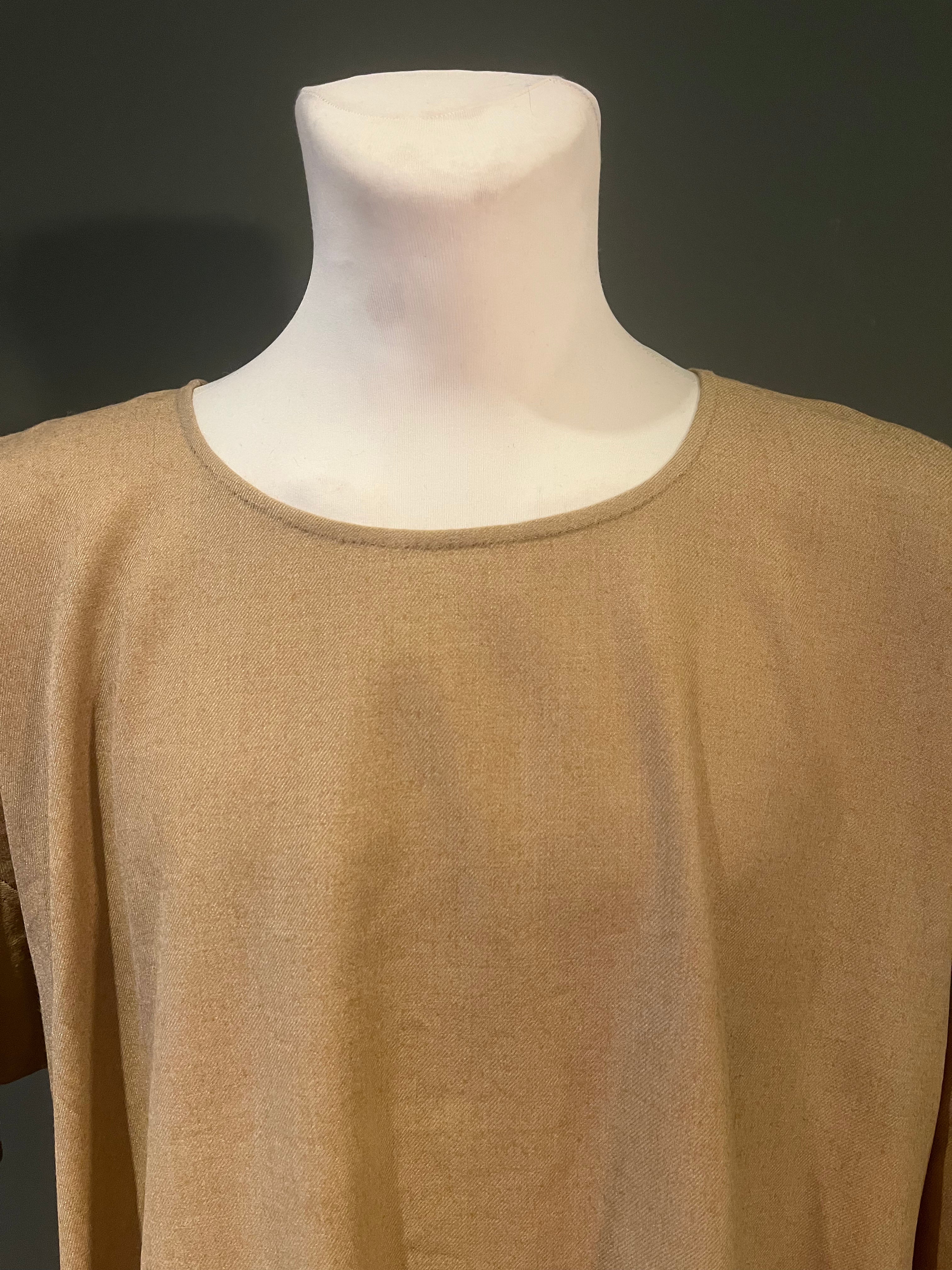 • ERIK • Viking Age Plant-Dyed Woolen Tunic With 2 Gores READY-MADE - MIMIRS SAUM