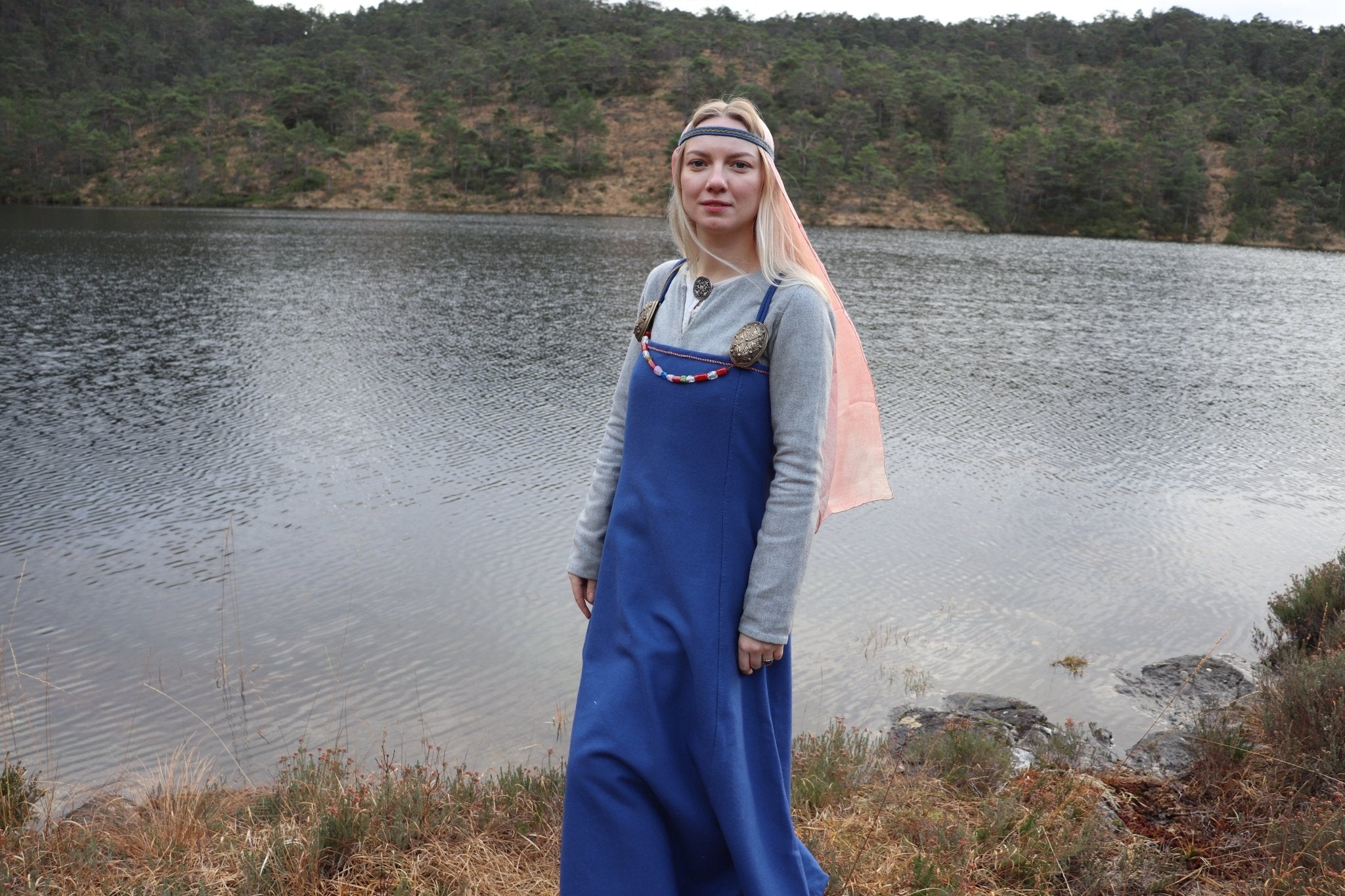 • ÅSA • Hand - Sewn Viking Age Four - Panel Apron Dress in Natural Shades | Premium Thin Twill Wool (290 g/m²) | Based on Finds from Birka, Haithabu, York & Dublin - MIMIRS SAUM