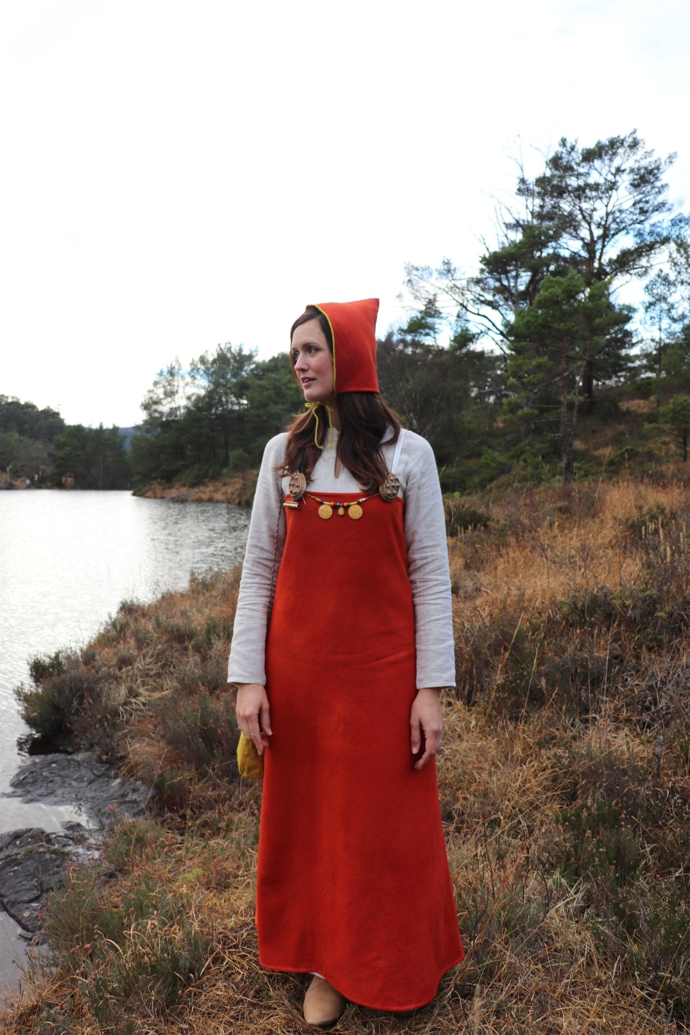 • FREYDIS • Hand - Sewn Viking Age Apron Dress in Green & Blue Shades | Premium Thin Twill Wool (290 g/m²) | Based on Haithabu Harbor Fragments H14A, H14B & Graves 159/1960, 182 - 185/1960 - MIMIRS SAUM