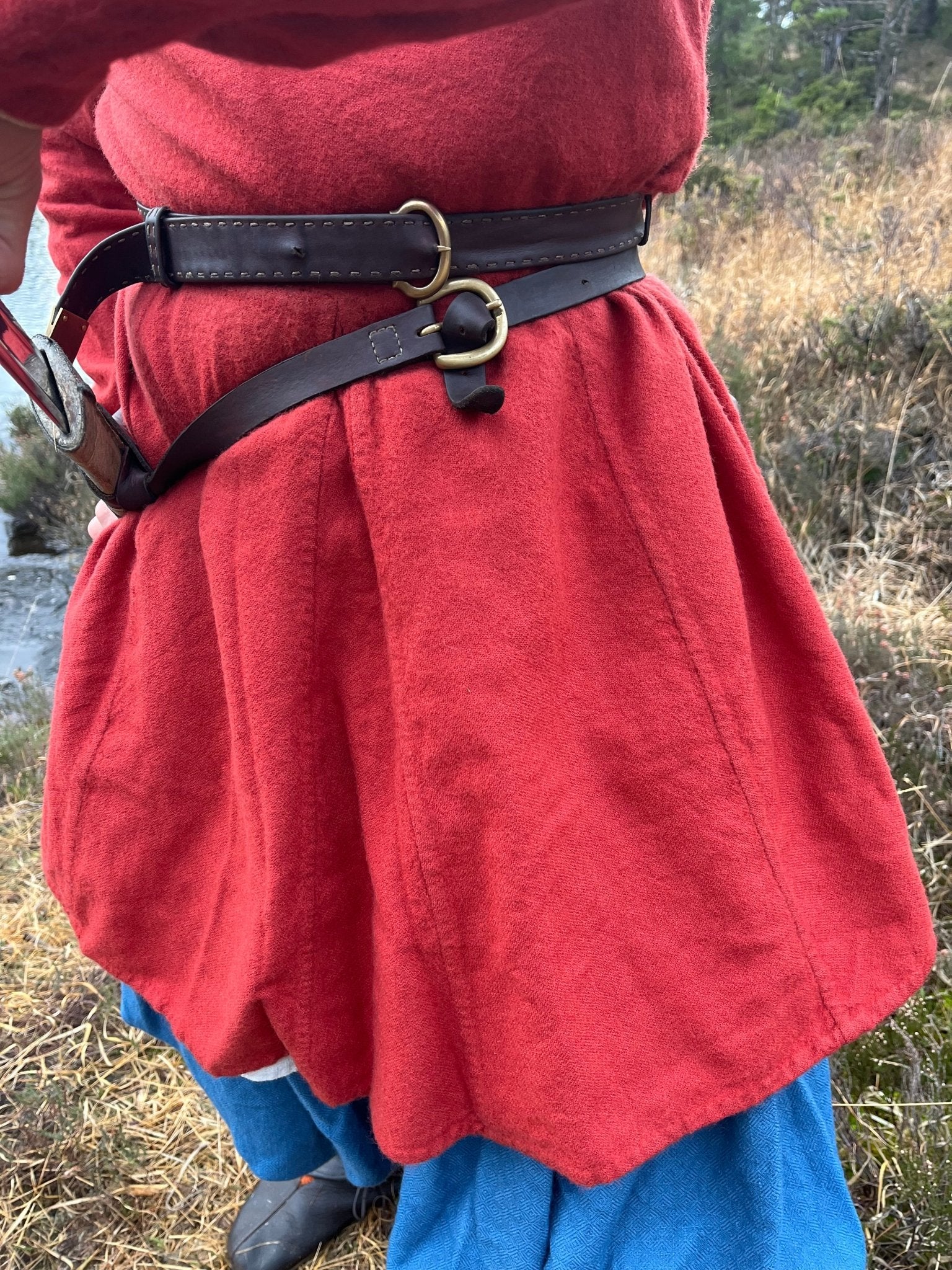 • GUNNAR • Viking Age Woolen Tunic with Panneled Skirt - MIMIRS SAUM