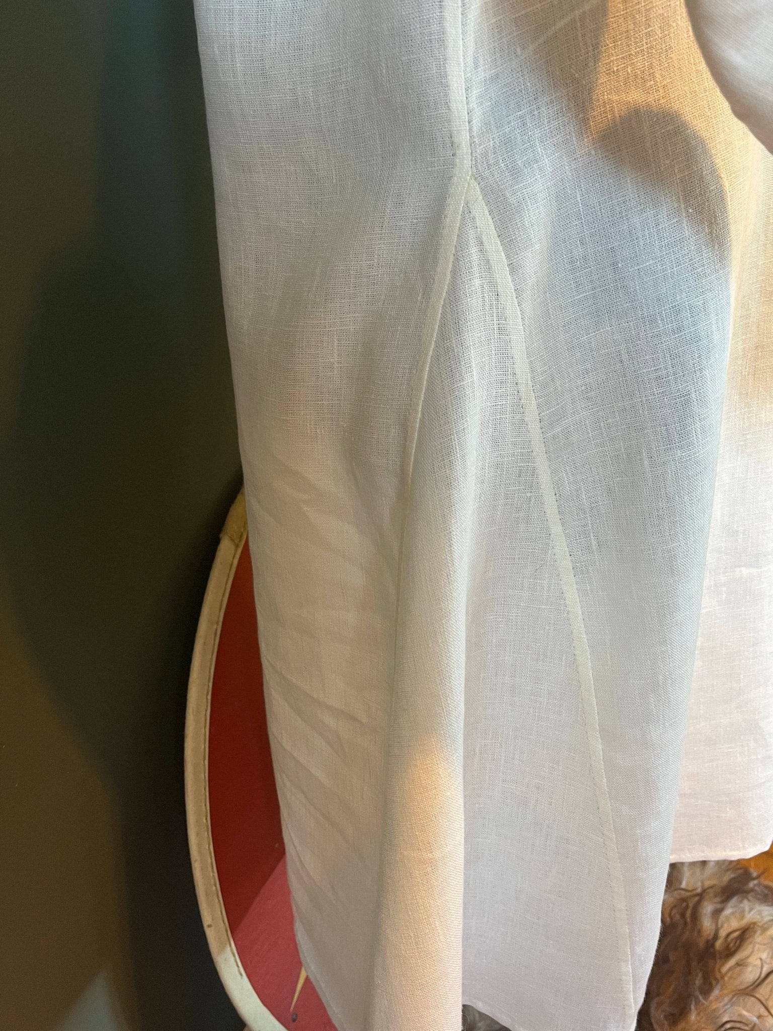 • SVEIN • Viking Age Linen Tunic with 2 side gores - MIMIRS SAUM