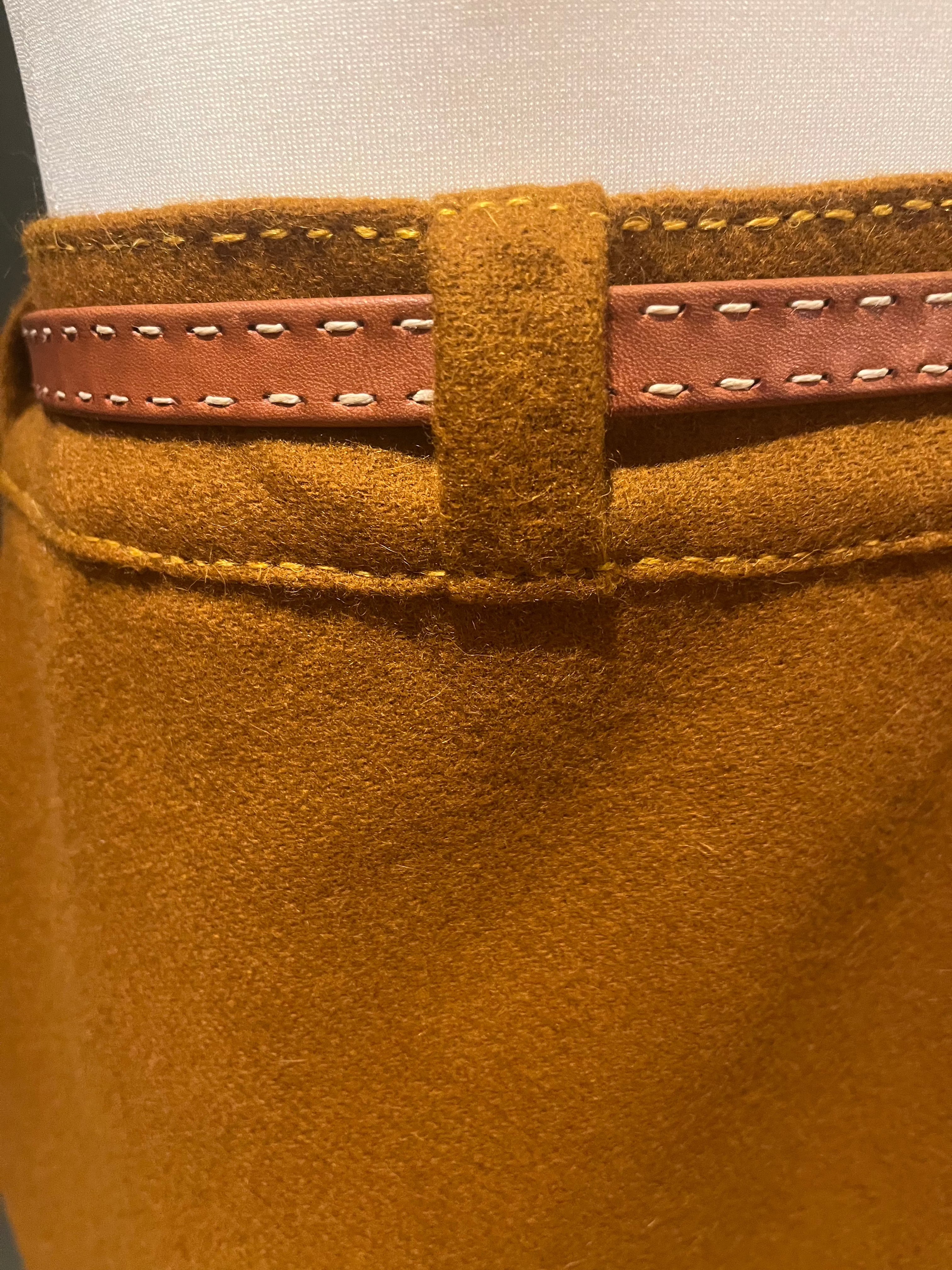 Detail of belt loop on Viking Thorsberg Pants