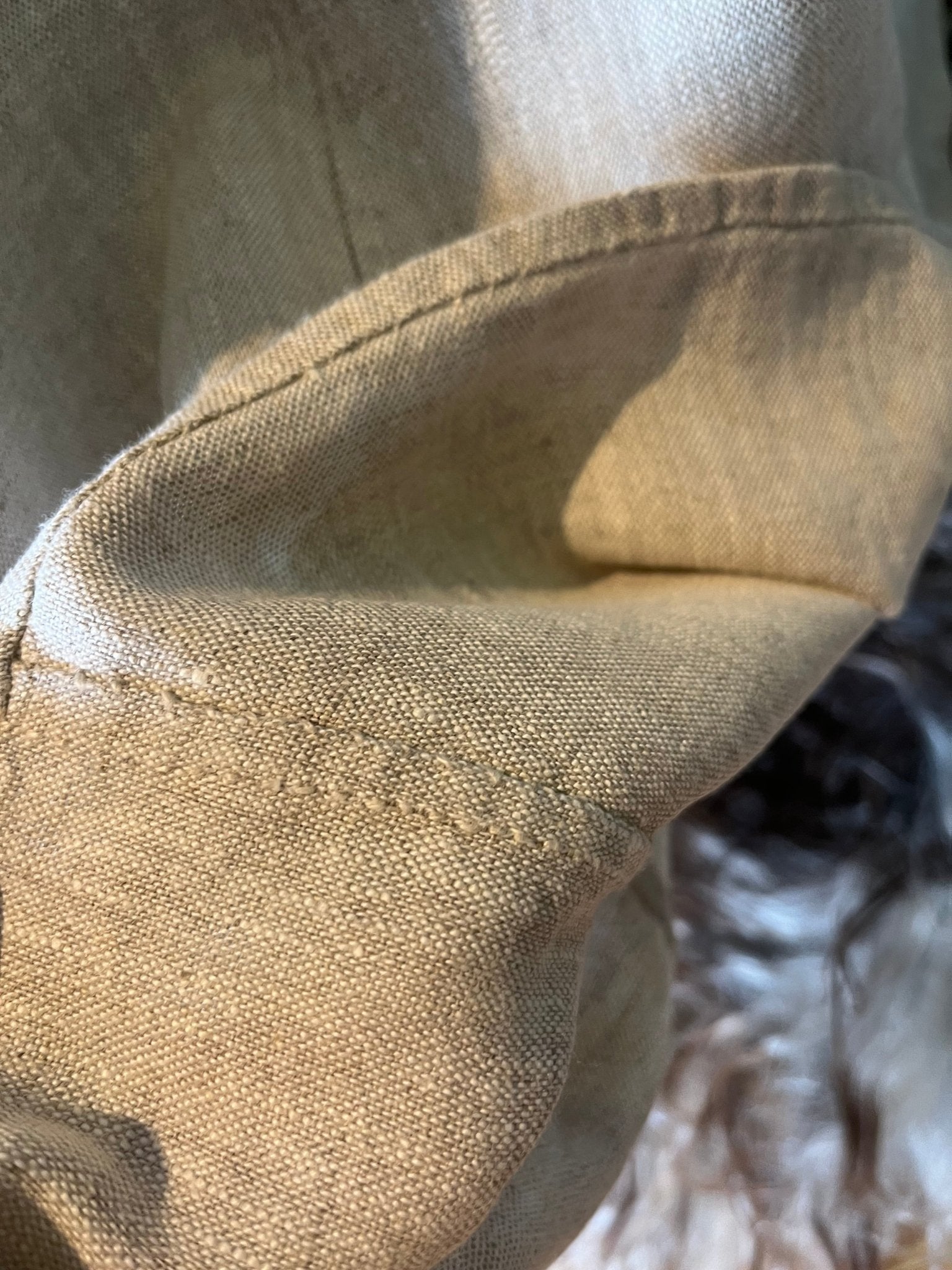 • ÅGE • Four - Gore Viking Age Linen Tunic | Hand - Sewn Historical Garment | Birka Settlement Design - MIMIRS SAUM