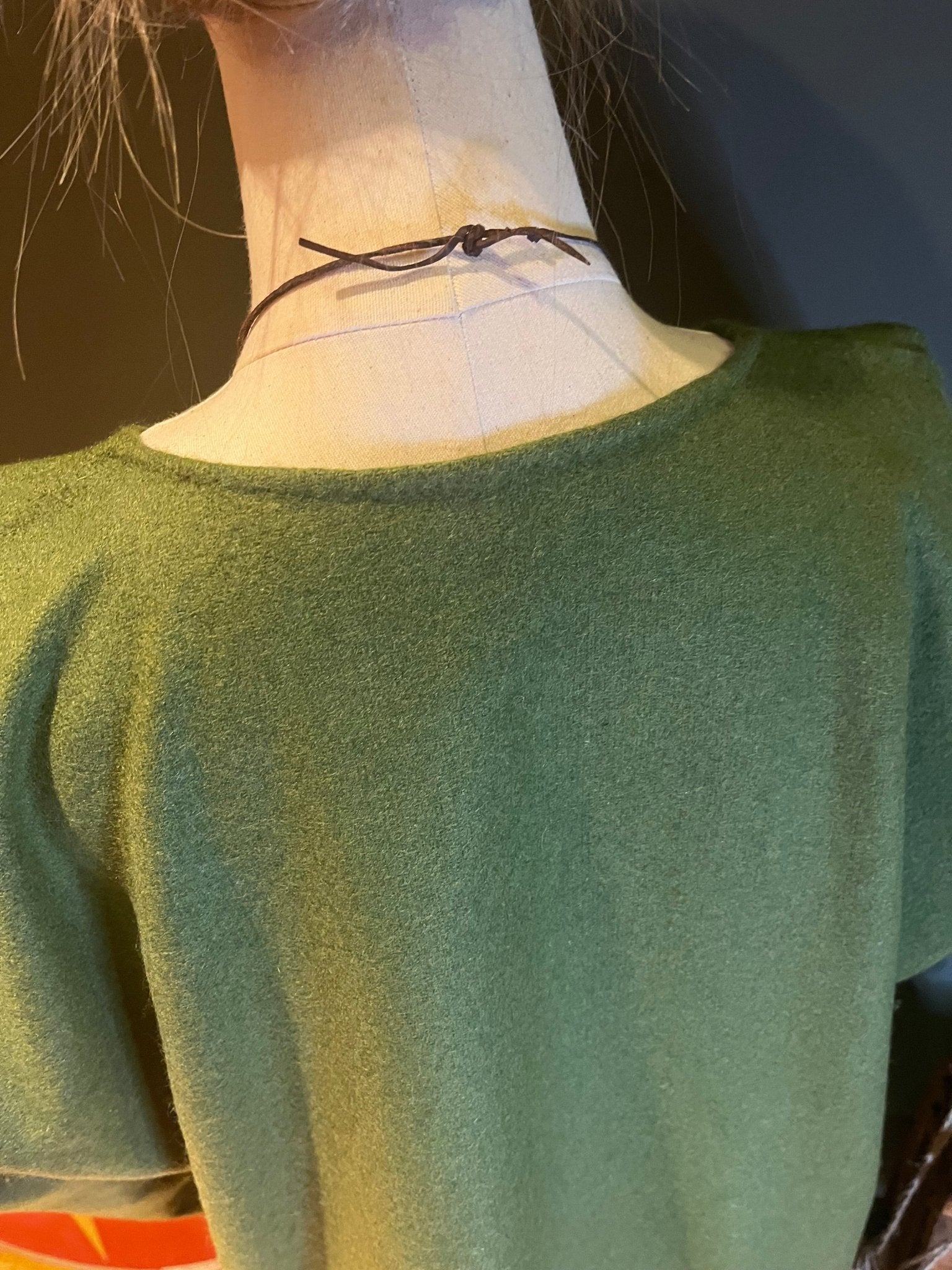 • ERIK • Hand - Sewn Viking Age Woolen Tunic with Two Gores in Thin Twill (290g/m²) - GREEN & BLUE Shades | Based on Birka Graves Bj.735, Bj.739, Bj.944, Bj.465, Bj.731, Bj.832, Bj.958 & Bj.968 - MIMIRS SAUM