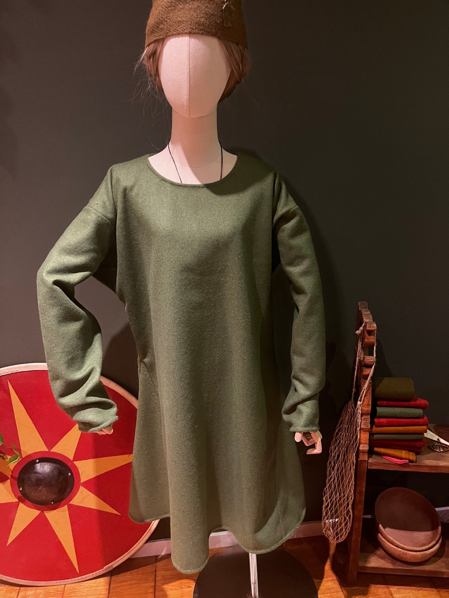 • ERIK • Viking Age Simple Woolen Tunic With 2 Gores READY - MADE size M green tabby medium wool - MIMIRS SAUM