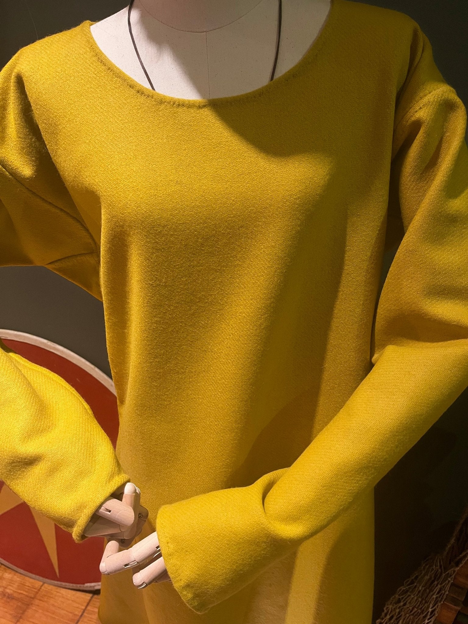 • ERIK • Viking Age Simple Woolen Tunic With 2 Gores READY - MADE size S yellow thin twill - MIMIRS SAUM
