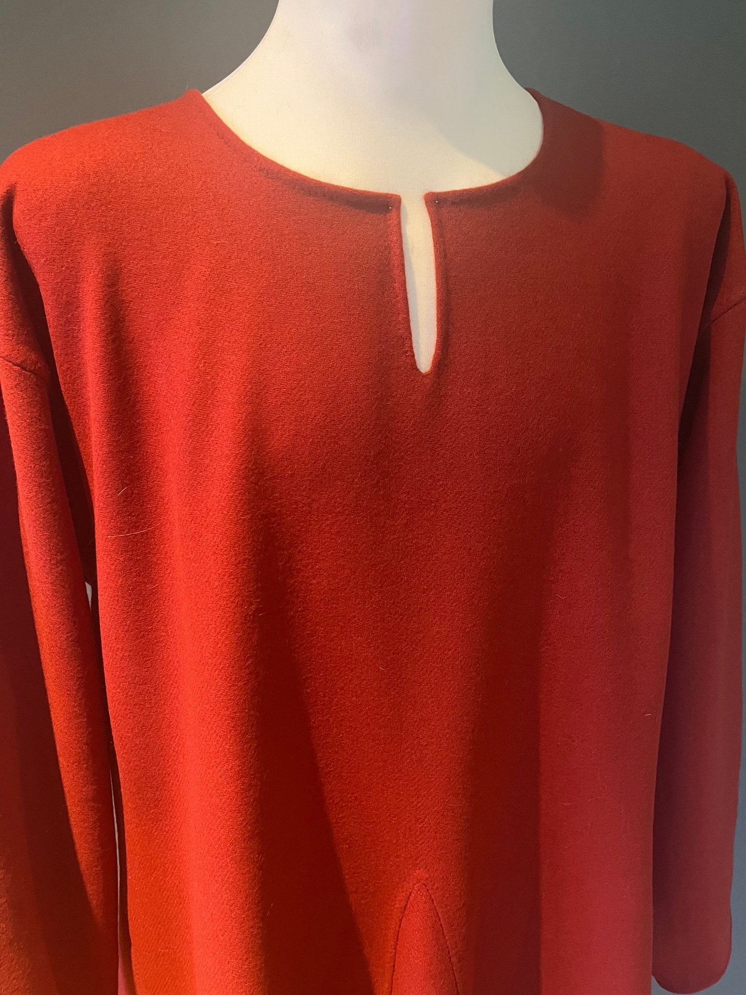 • GORM • Hand - Sewn Viking Age Woolen Tunic with 4 Gores | Yellow & Reds Shades, Thin Twill Wool (290g/m²) Based on Haithabu Fragments - MIMIRS SAUM