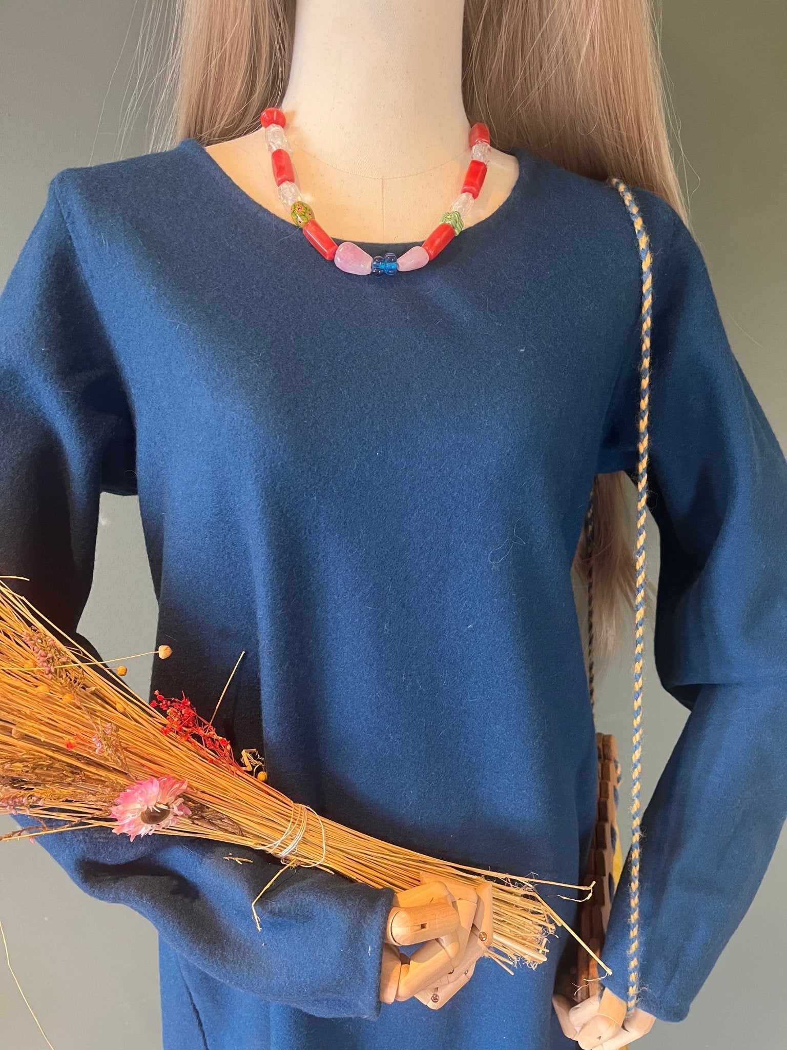 • TYRA • Hand - Sewn Viking Age Woolen Haithabu Dress with Two Gores in Thin Twill (290g/m²) - GREEN & BLUE Shades | Based on Haithabu Fragments 72 A & B, 64, 65, 69, 70, S14, S15, 48, 49, 82 A - D, 91, 92 - MIMIRS SAUM